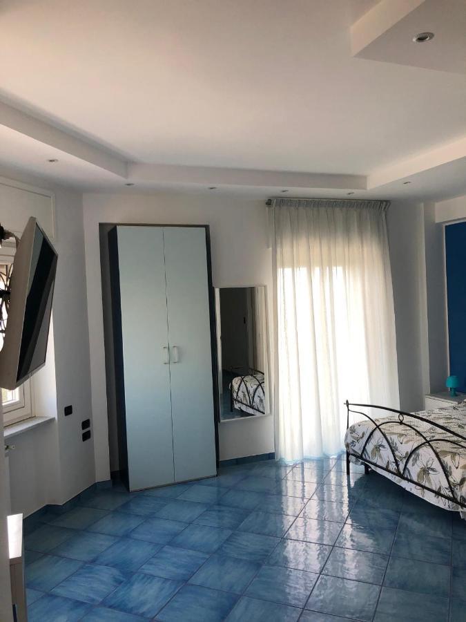 Hotel Blue Sea Salerno Exterior foto